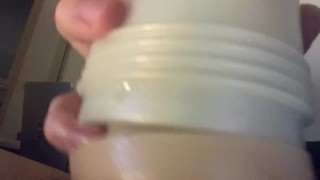Men solo baise fleshlight chatte serrer