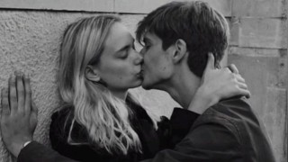 Novio te acorrala contra la pared y te folla Audio erótico para mujeres parte 2