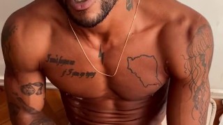 Cumming on my shoulder & abs