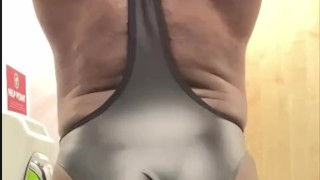 Black Bodybuilder Lats & Butt