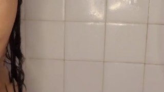 Fetish estranho por braço molhado - Parte 1/2