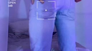 Femboy expone su hot hole y juega con su dedo 😈🔥