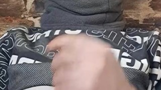 Estoy en la obra y me entran ganas de pajearme