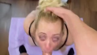 Deepthroat piss (ONLYFANS @blondie_dread for FULL video)