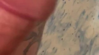 Huge load from a sexy smooth 🍆