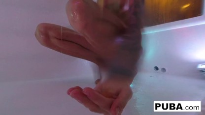 Hot Kendra Cole takes a sexy shower!