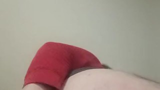 Sean fks n plays with a lil deb