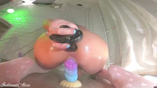 Amazing Girl Fills up her Both Holes Moans & Cums
