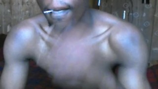 KUCHOMA SHASH..JAMAICAN TRENDIND GUY SMOKING HOLY HERB