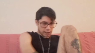 Story Time: come il mio amico etero mi ha rimorchiato e scopato (un etero che diventa gay)