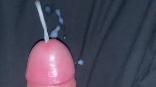 Paja rica votando todo el semen