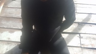 AMATEUR EBONY PEE WHILE WIFE CHEAT HUSBAND LAWN YARD OUTDOOR