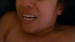 milf puta ... como es mi cara de orgasmo.. aunque multiorgasmica con muy pocos