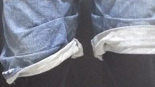 I tried to hold back my pee, but in the end it didn't work...