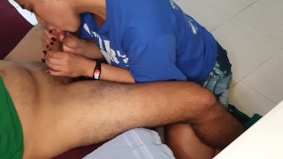 JUICY BLOWJOB AFTER GYM