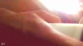 Sissy_chara_juega_con_su_culo