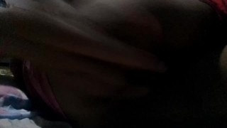 Sissy_chara_juega_con_su_culo