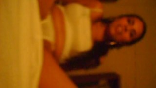 milf puta, noche de matrimonio .. hace muchos anos