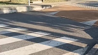Haciendo ejercicio en el parque termino msdrurbandome y corriéndome en el baño del centro comercial