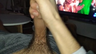 🇪🇨🇻🇪🇦🇷Masturbe esta Enorme Verga En Mitad de La Pelicula y Me Dio Una Corrida Chorreante