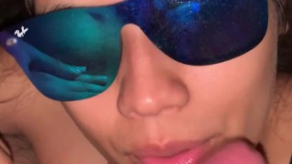 Mi novia cornuda me dice que quiere que otra chica me la chupe, y que ella me la consigue