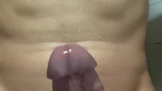 Me ducho y me masturbo, te doy toda la leche