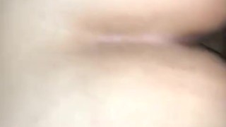 Me pide por atrás y la consiento