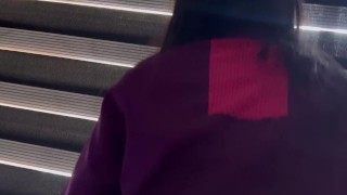 Acabo en la boca de mi novia luego de follarla en la habitación de sus padres !