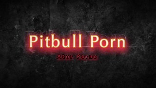 Loirinha linda tomando banho