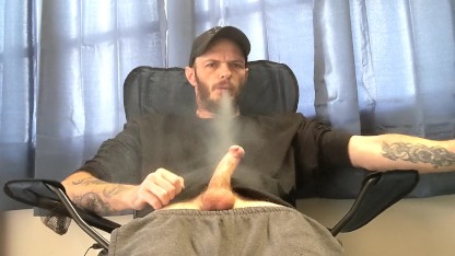 tom and jerry smoking a cigarette Jerry's Smokescreen: A Tom and Jerry Classic Moment