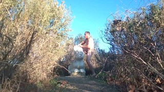Horny muscle guy works out naked at a park nautilas. Almost caught by dog walker at the end.
