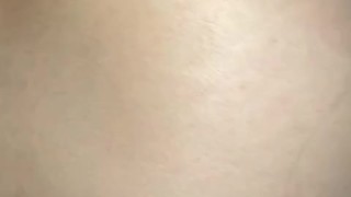 Muy buena folla con mi cuñado en el sofá mientras mi marido se fue a trabajar 😏