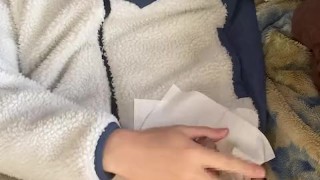 吹雪で外に出れないからぁ。。オナニーしするぅ。びゅっびゅっ 