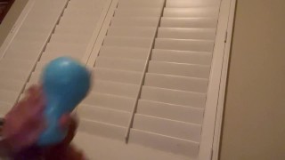 Using the Cake Stroker to make myself cum