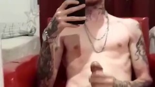 LA PRIMA DE MI AMIGO ME PIDE QUE ME TOQUE PARA ELLA