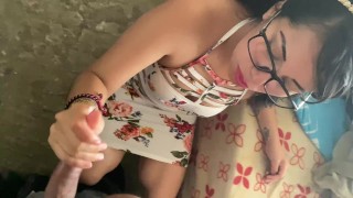 En plena fiesta de mis suegros, nos subimos a escondidas a MAMARLE la VERGA