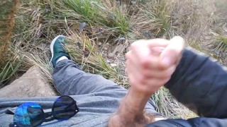 🇪🇨🇦🇷🇪🇨Exhibicionista Atrevido con Bonita Polla Gorda se Masturba En Mitad De la Ruta 🗻