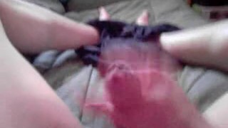 Masturbe (21) with one testicle