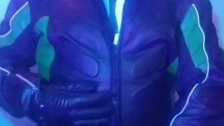 For Lederrubb, Glove On Leather Dom Part 2