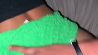 Pareja real tienen sexo amateur Pov hablando sucio y termina con corrida adentro