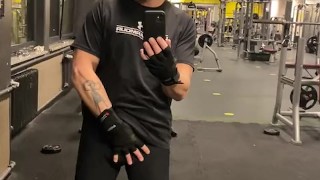 Showing my cock in the gym