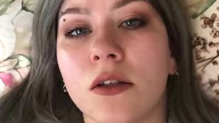 quick sex with my friend's girlfriend before he comes in