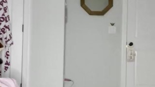 (NO SOUND AUDIO) amateur dancer
