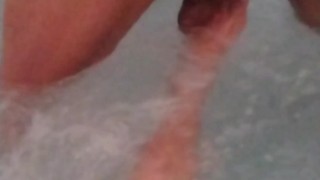 Jacuzzi fuck