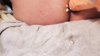 ゆで卵挿入したままアナニー。アナルの中でグチャグチャに突きつぶす