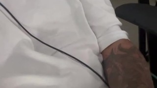 A Gamer starts playing with his bick dick 🍆