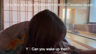 かわいい彼女とお泊まりスノーボードデート♡寝起きを襲っておはフェラ→中出しSEX！素人/カップル/ハメ撮り/スタイル抜群/温泉/浴衣/色白/美乳/英語字幕