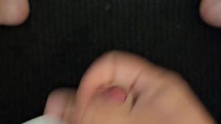 Masterbaiting till i cum