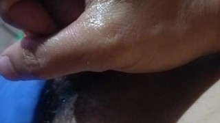 Pinaglaruan ko ulo ng titi ko hanggang labasan. Ughhh!!! Ang sarap!!!