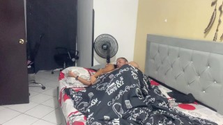 I enter my stepfather's bedroom and He fucks my pussy with my pussy after putting his b